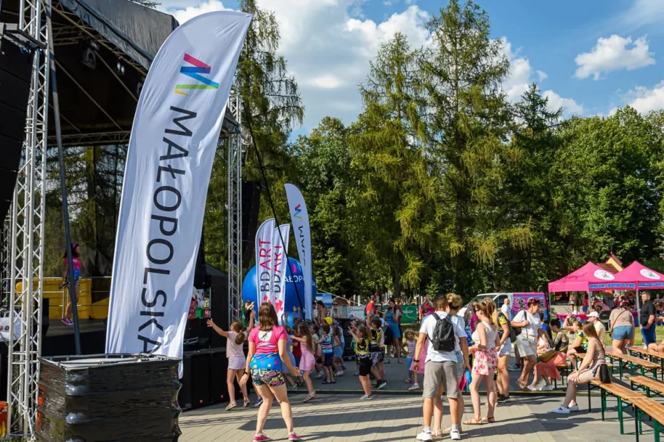 „Święto Wspólnoty” – Festyn Parafialny w Łososinie Górnej - zdjęcie 6