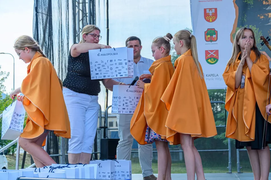 „Święto Wspólnoty” – Festyn Parafialny w Łososinie Górnej - zdjęcie 10