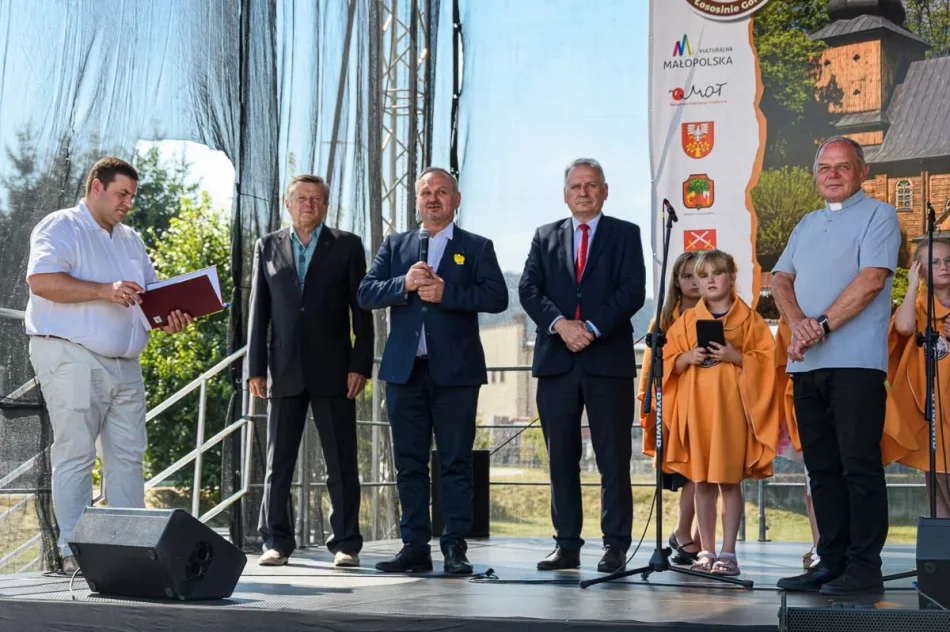 „Święto Wspólnoty” – Festyn Parafialny w Łososinie Górnej - zdjęcie 17
