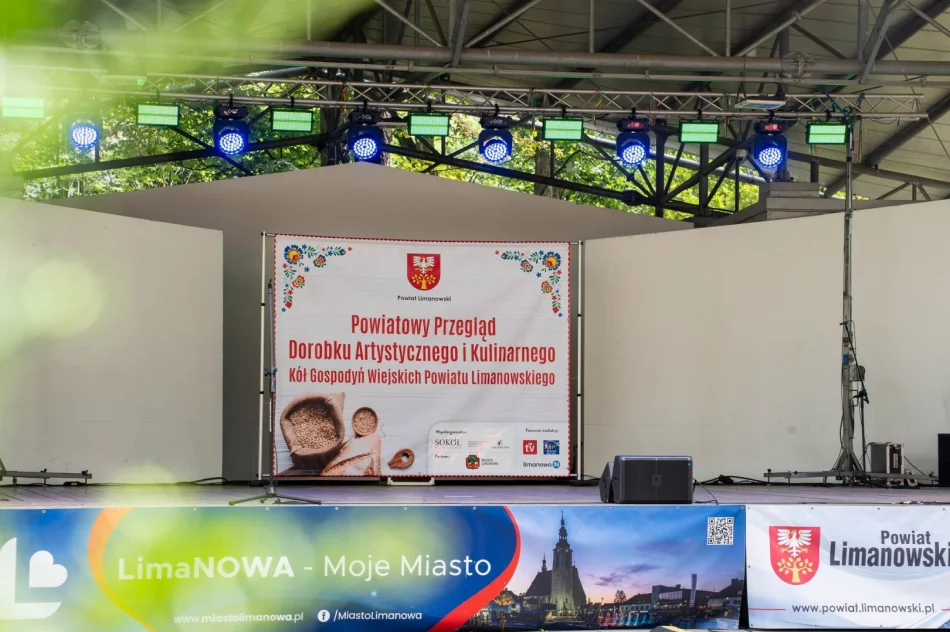 Smak, folklor i tradycja po raz 25. – w Parku Miejskim odbył się jubileuszowy Przegląd Kół Gospodyń Wiejskich - zdjęcie 5
