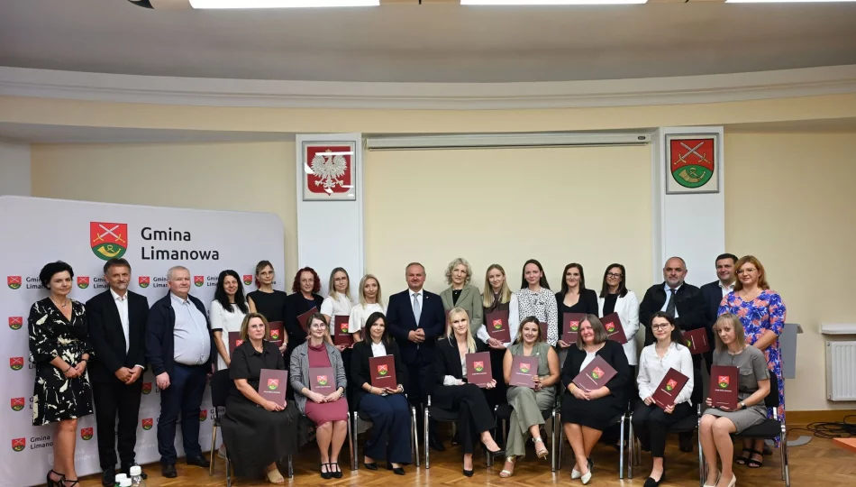  Akty nadania stopnia nauczyciela mianowanego podczas narady dyrektorów - zdjęcie 1