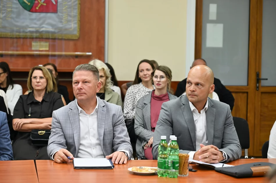  Akty nadania stopnia nauczyciela mianowanego podczas narady dyrektorów - zdjęcie 10