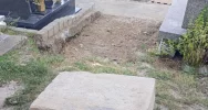  Trwają prace konserwatorskie przy zabytkowym nagrobku Stanisława Zawiszy „Czarnego” w Łososinie Górnej - zdjęcie 4