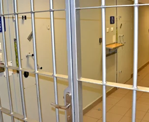 Zgromadzili dowody na agresję w DPS-ie. 57-latek trafił do aresztu - zdjęcie główne