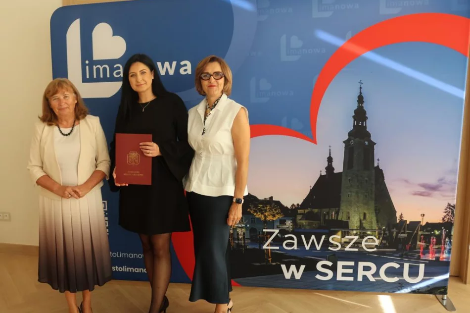 Nauczyciele z limanowskich szkół odebrali akty mianowania - zdjęcie 9