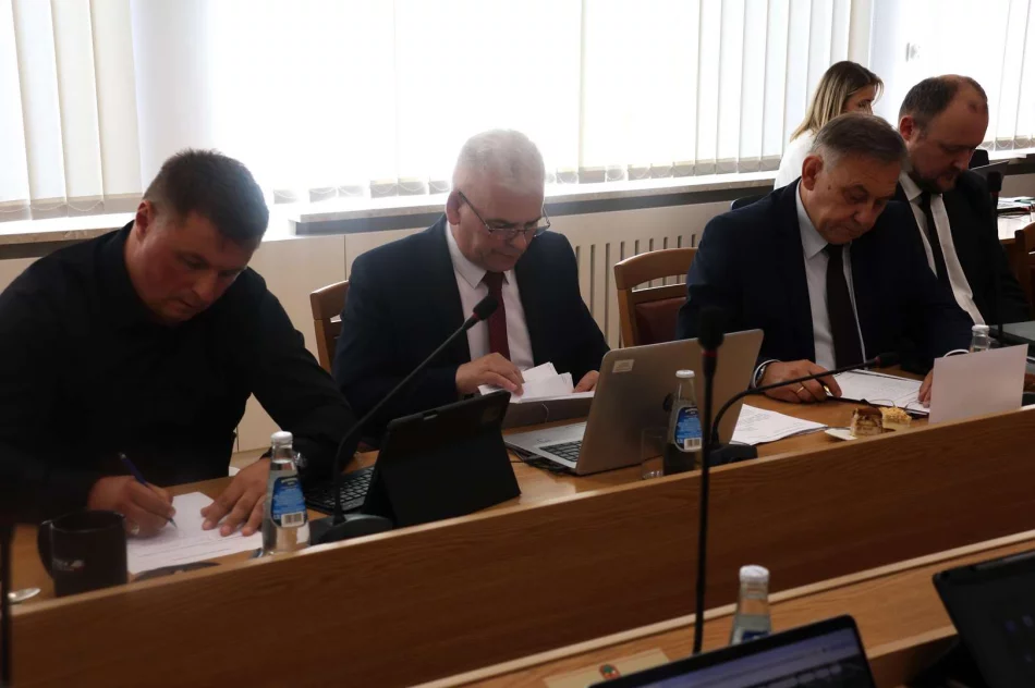 Odbyła się XXXV Sesja Rady Miasta Limanowa - zdjęcie 17