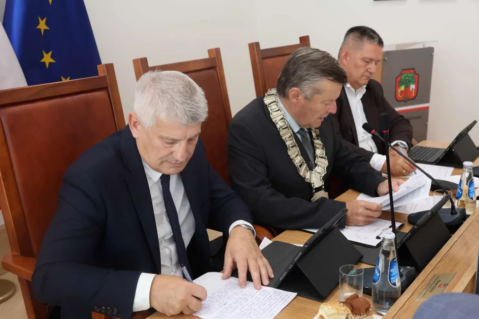 Odbyła się XXXV Sesja Rady Miasta Limanowa - zdjęcie 20