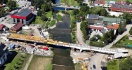 Konstrukcja już nad rzeką - zdjęcie 3