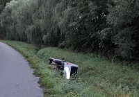 Wpadł do potoku podczas cofania - zdjęcie główne