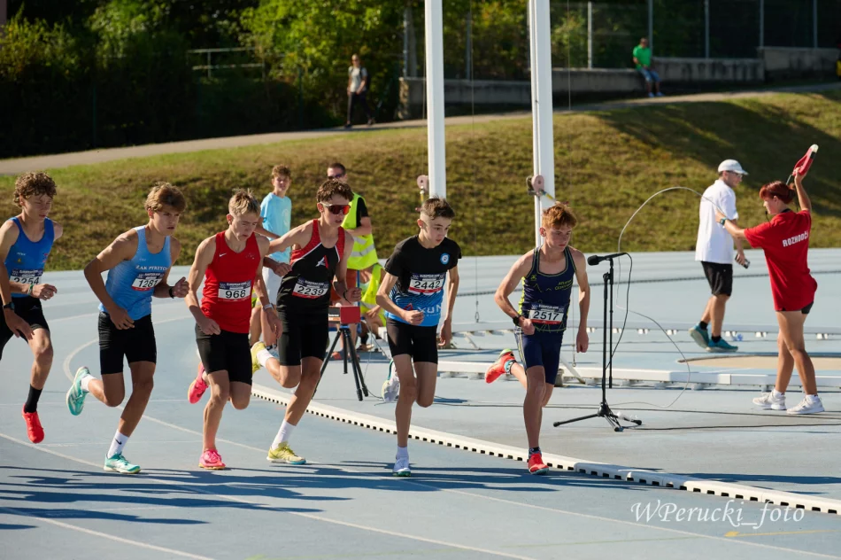 Sukces młodego limanowianina! Jakub Bugański z brązowym medalem European Kids Athletics Games 2026 - zdjęcie 5