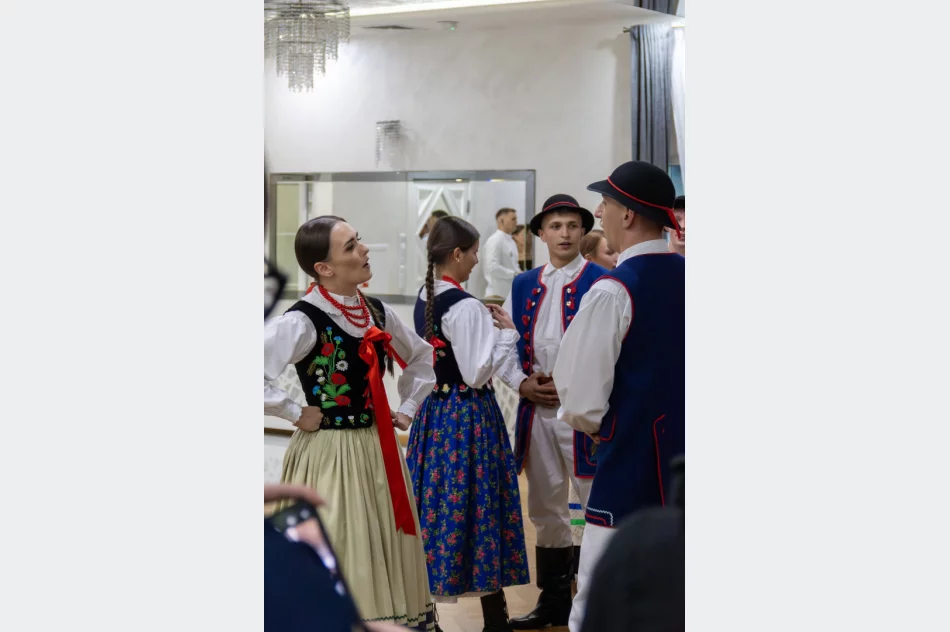 Jubileusz 10-lecia Zespołu Regionalnego „Kijom Worci" - zdjęcie 3