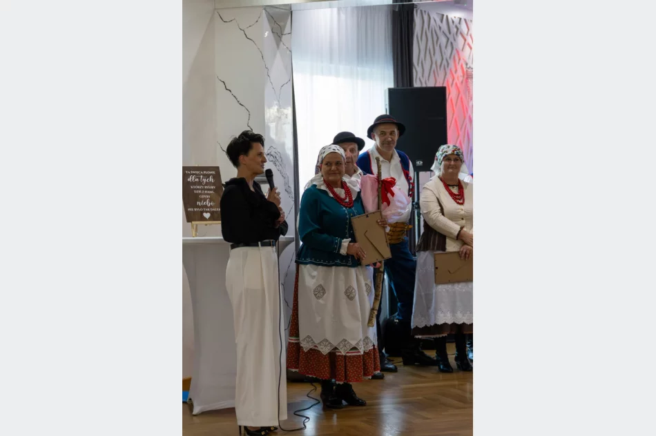 Jubileusz 10-lecia Zespołu Regionalnego „Kijom Worci" - zdjęcie 4