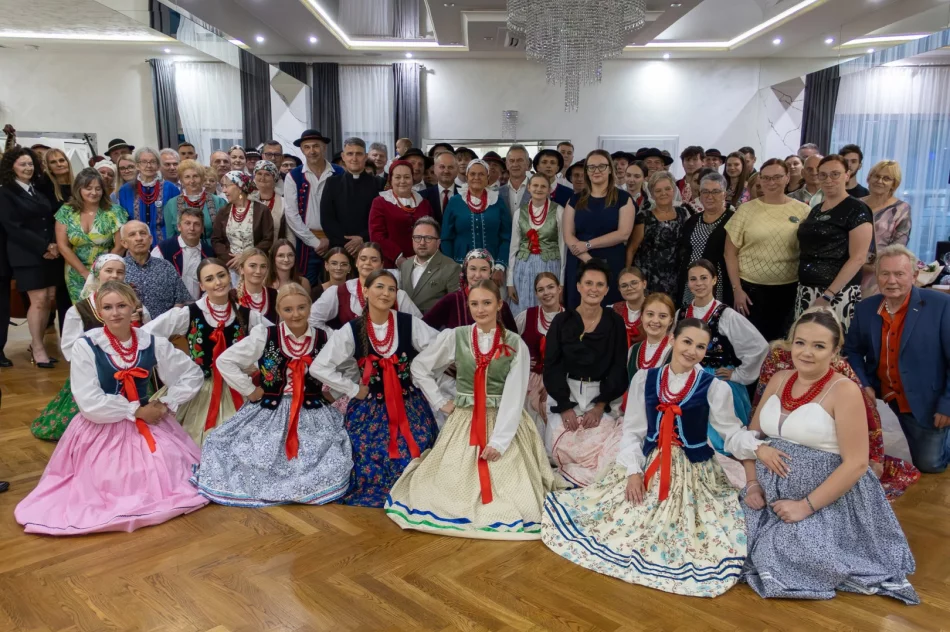 Jubileusz 10-lecia Zespołu Regionalnego „Kijom Worci" - zdjęcie 11