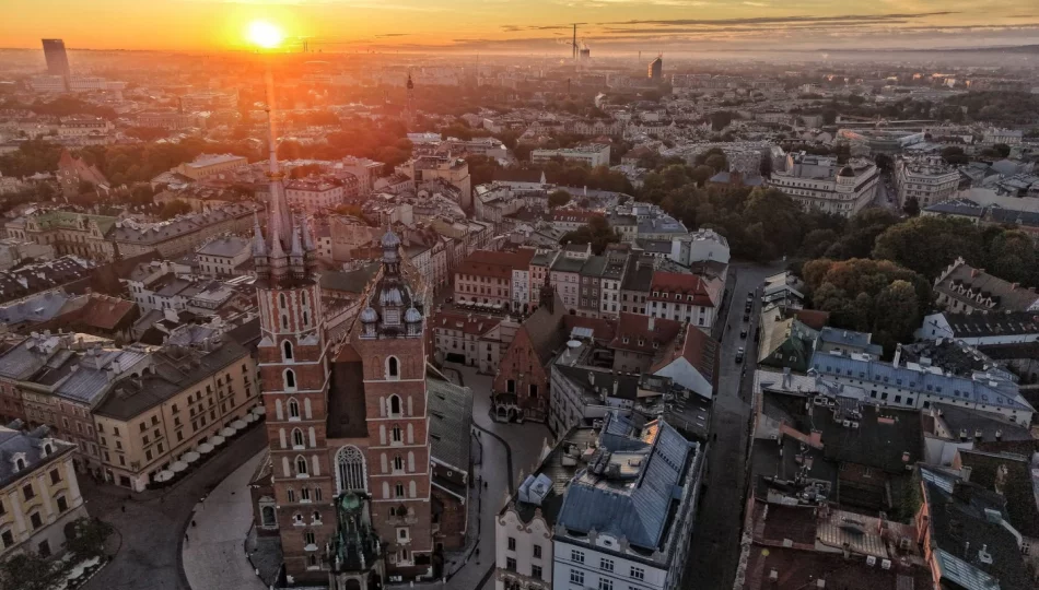​12 osób zgłosiło kandydatury w wyborach prezydenta Krakowa - zdjęcie 1