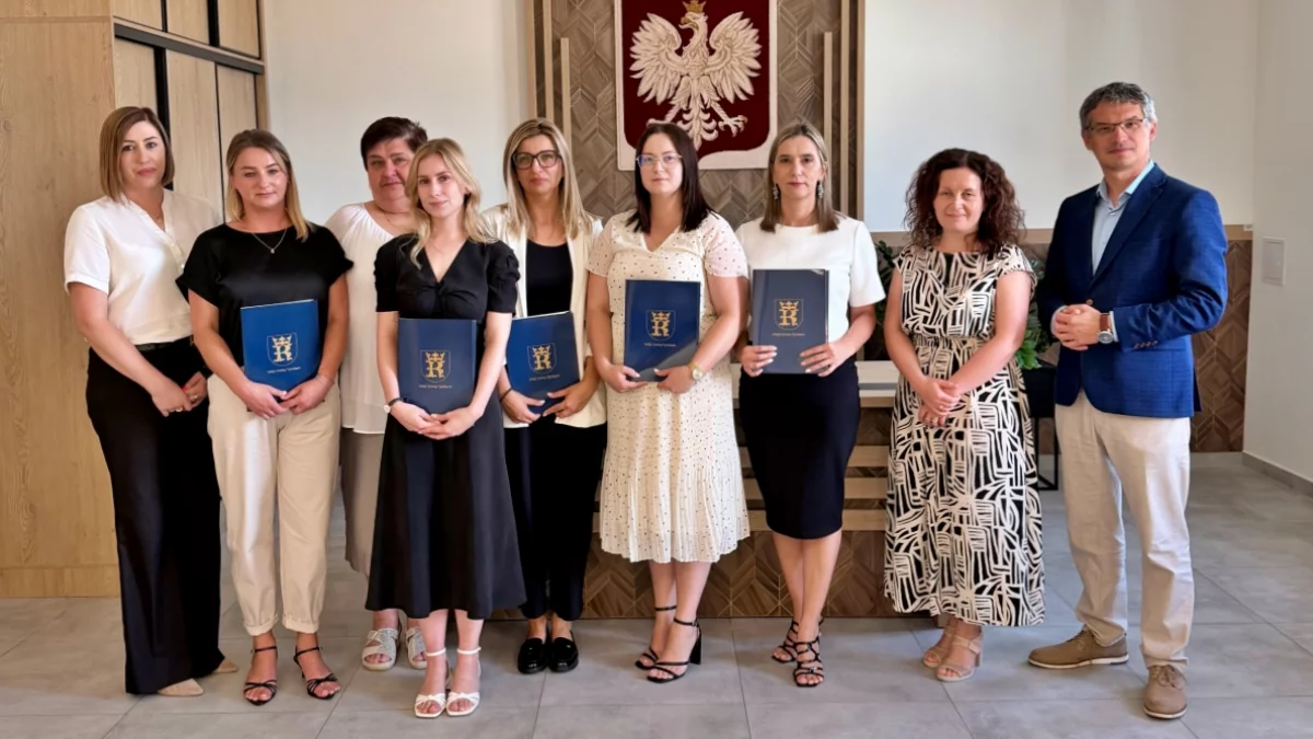 Wręczenie aktów nadania stopnia nauczyciela mianowanego w Tymbarku