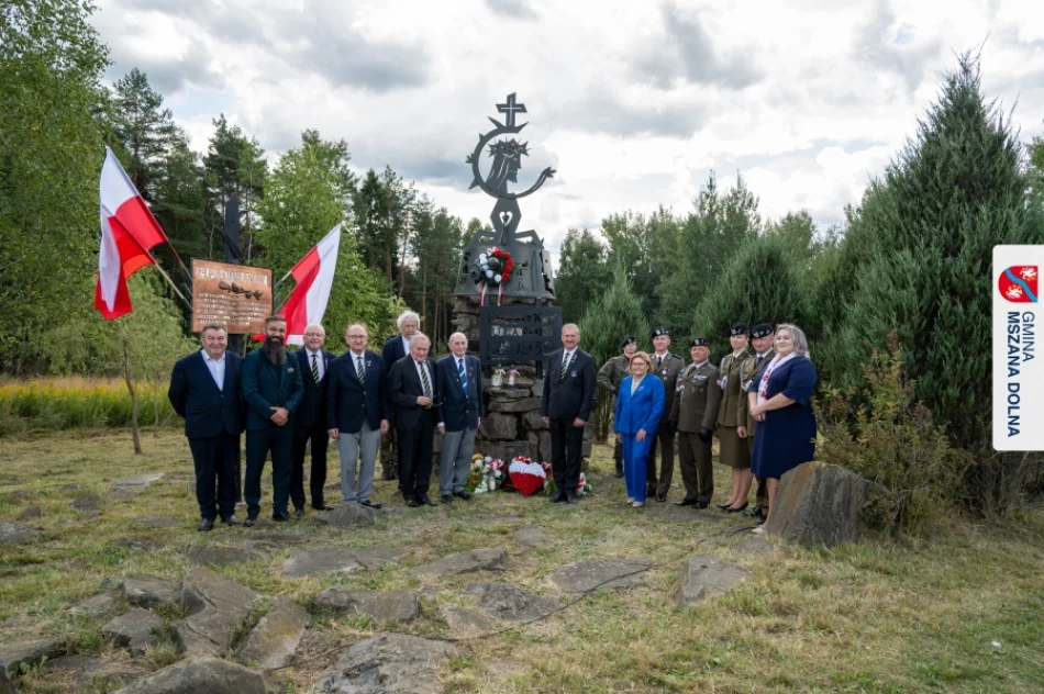 Rocznica wybuchu wojny - na Mogile oddano hołd bohaterom - zdjęcie 71