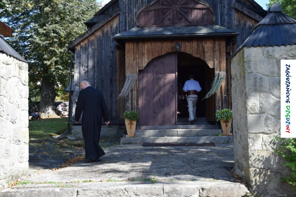 Pełny kościół i niespodziewani goście - zdjęcie 4
