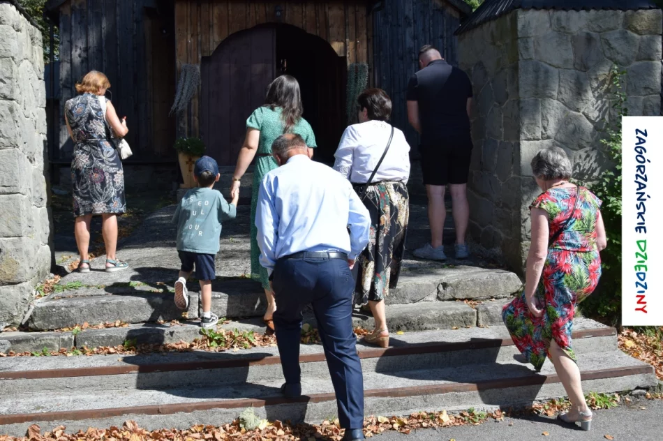 Pełny kościół i niespodziewani goście - zdjęcie 7