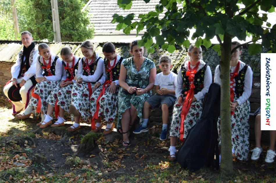 Pełny kościół i niespodziewani goście - zdjęcie 10
