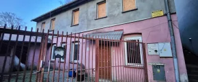 Miejska rudera znów na sprzedaż. Cena bez zmian - zdjęcie główne