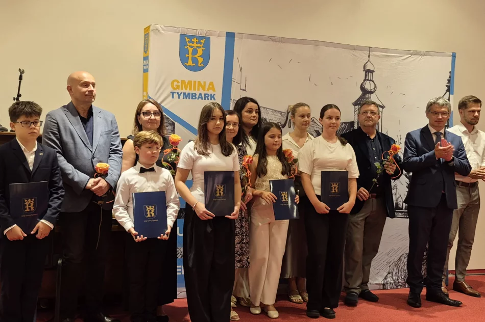 Stypendia dla najzdolniejszych przyznane - zdjęcie 3