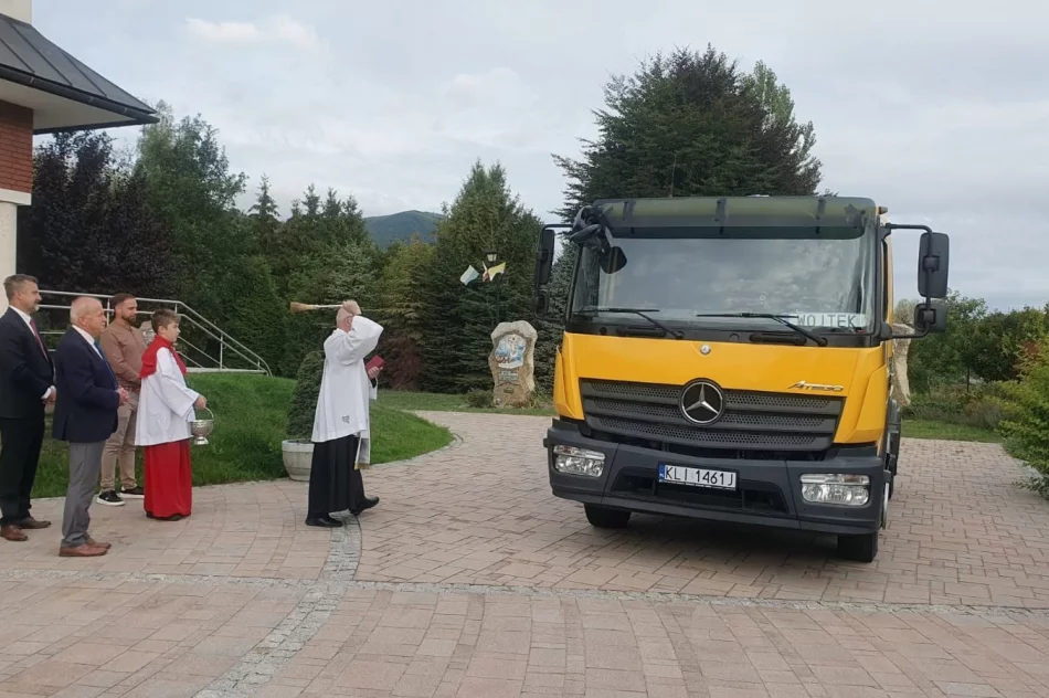 Woda święcona na wóz do szamba - zdjęcie 3
