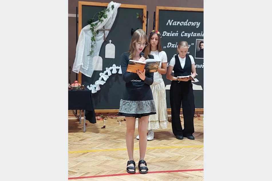 Narodowe Czytanie „Dziadów” Adama Mickiewicza w limanowskiej „Czwórce” - zdjęcie 4