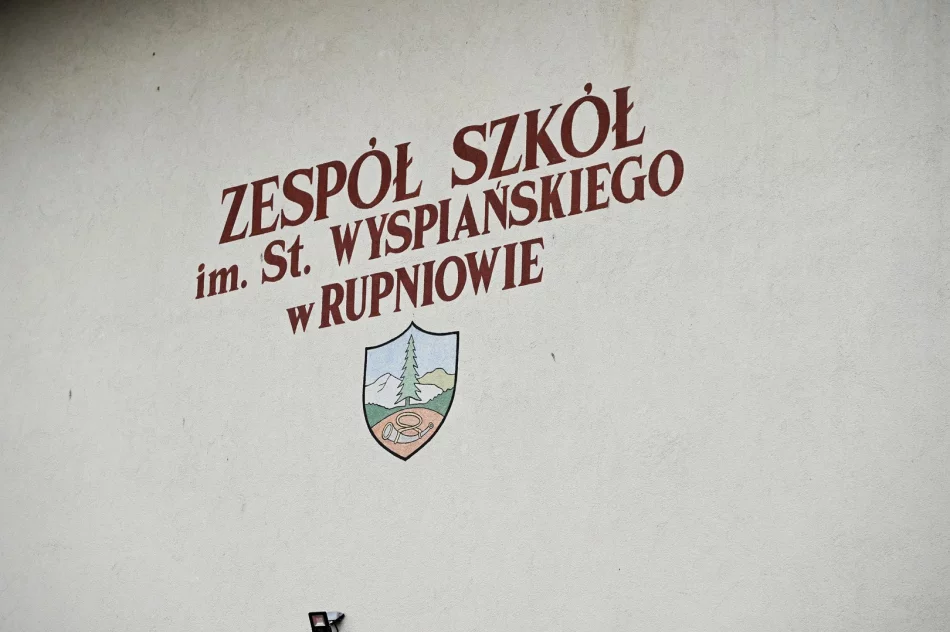Odbiory prac remontowych przy szkołach podstawowych w Rupniowie, Pisarzowej oraz Kaninie - zdjęcie 7