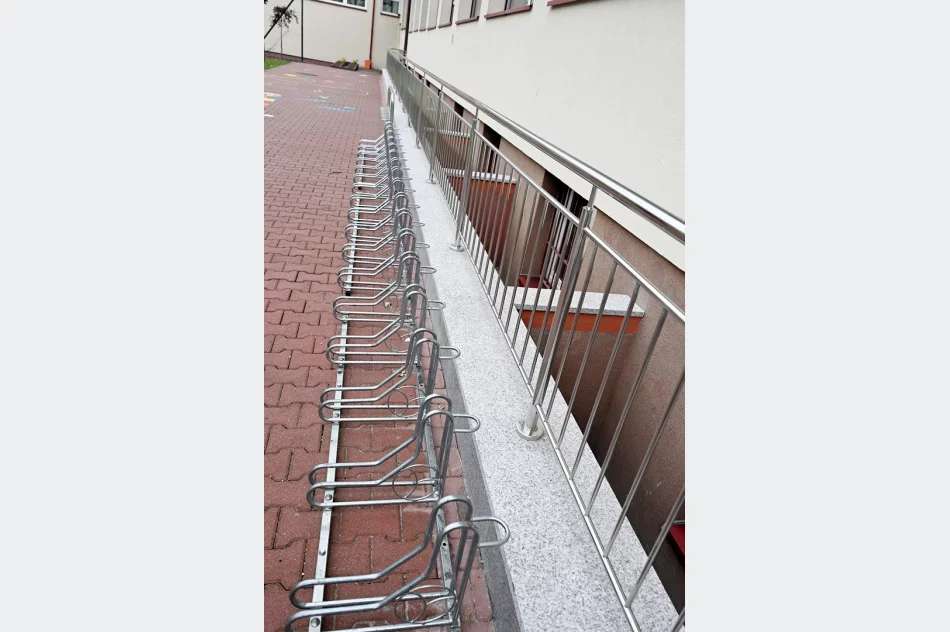 Odbiory prac remontowych przy szkołach podstawowych w Rupniowie, Pisarzowej oraz Kaninie - zdjęcie 8