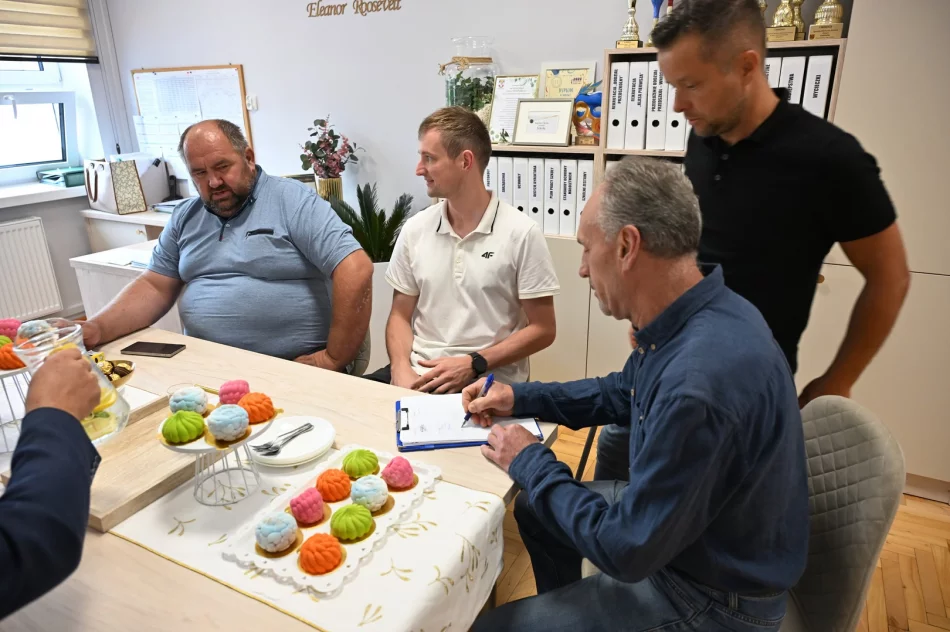 Odbiory prac remontowych przy szkołach podstawowych w Rupniowie, Pisarzowej oraz Kaninie - zdjęcie 19