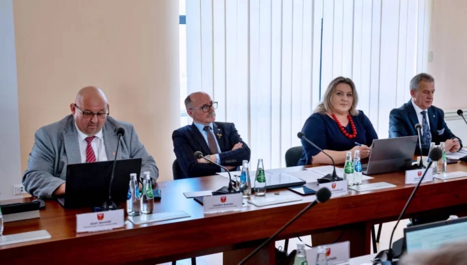 Losy zarządu w rękach radnych - jutro sesja i ważne głosowanie - zdjęcie 1