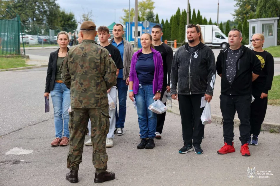 Ponad 80 kandydatów na szkolenie z 11 Małopolską Brygadą Obrony Terytorialnej    - zdjęcie 2