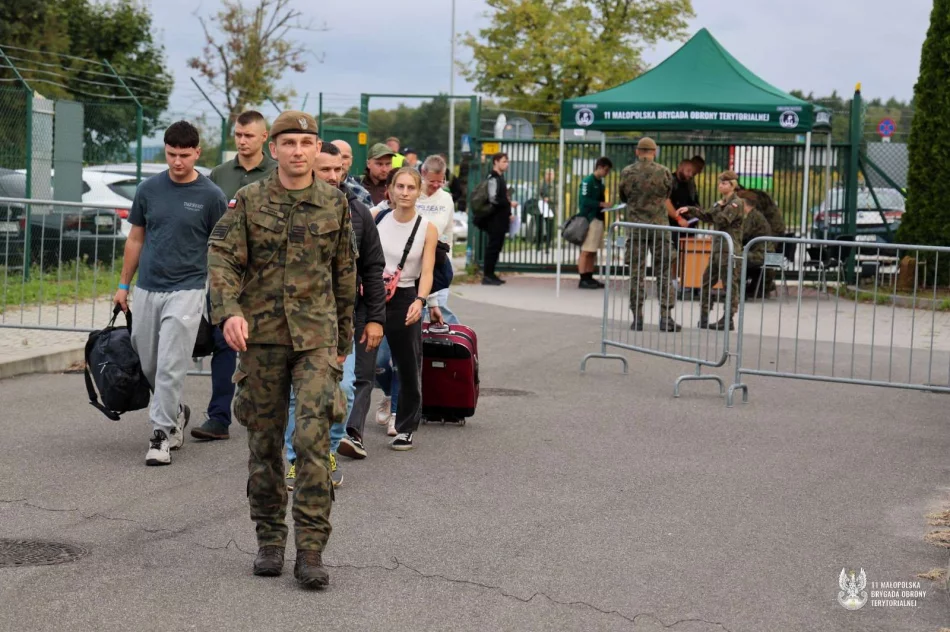 Ponad 80 kandydatów na szkolenie z 11 Małopolską Brygadą Obrony Terytorialnej    - zdjęcie 9