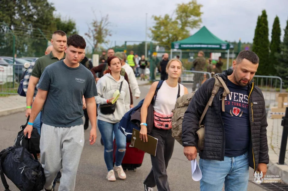 Ponad 80 kandydatów na szkolenie z 11 Małopolską Brygadą Obrony Terytorialnej    - zdjęcie 10