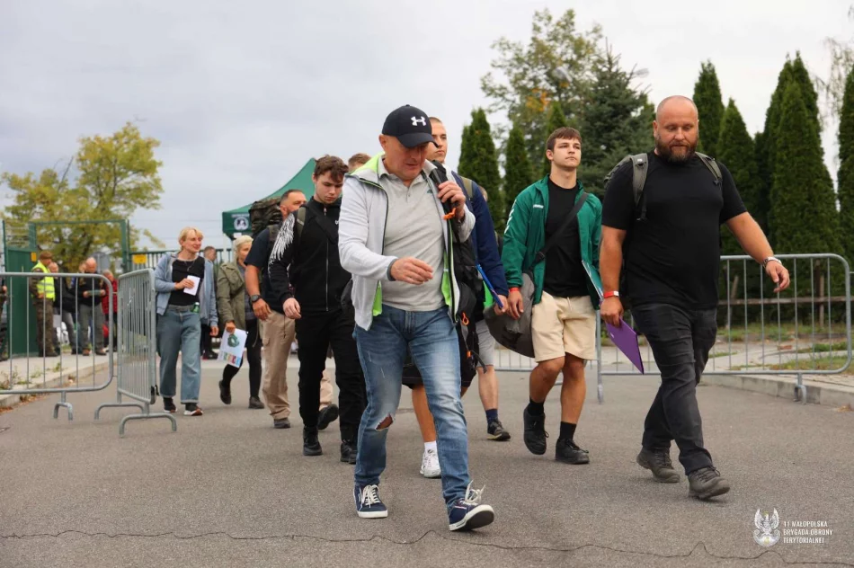 Ponad 80 kandydatów na szkolenie z 11 Małopolską Brygadą Obrony Terytorialnej    - zdjęcie 17