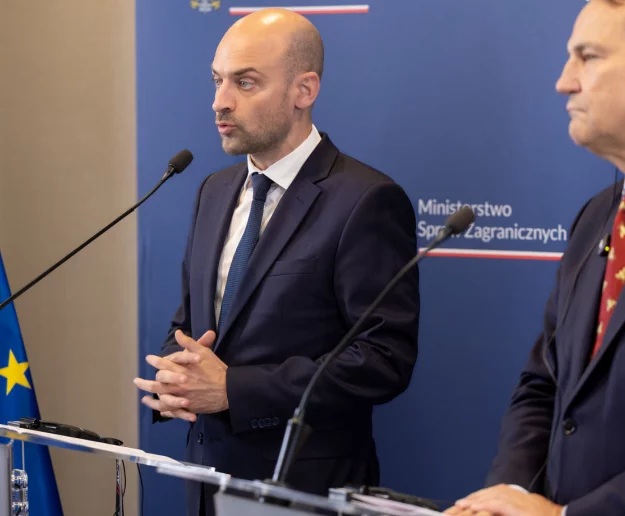 Szef MSZ Francji: rosyjski ostrzał pociągu przy granicy z Polską ma podzielić Europę - zdjęcie główne
