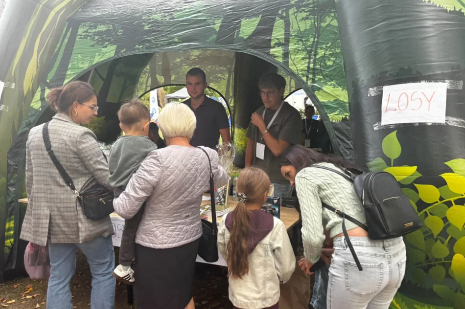 Limanowski Piknik Zdrowia „Łączy nas bezpieczeństwo” odbył się w Parku Miejskim - zdjęcie 2