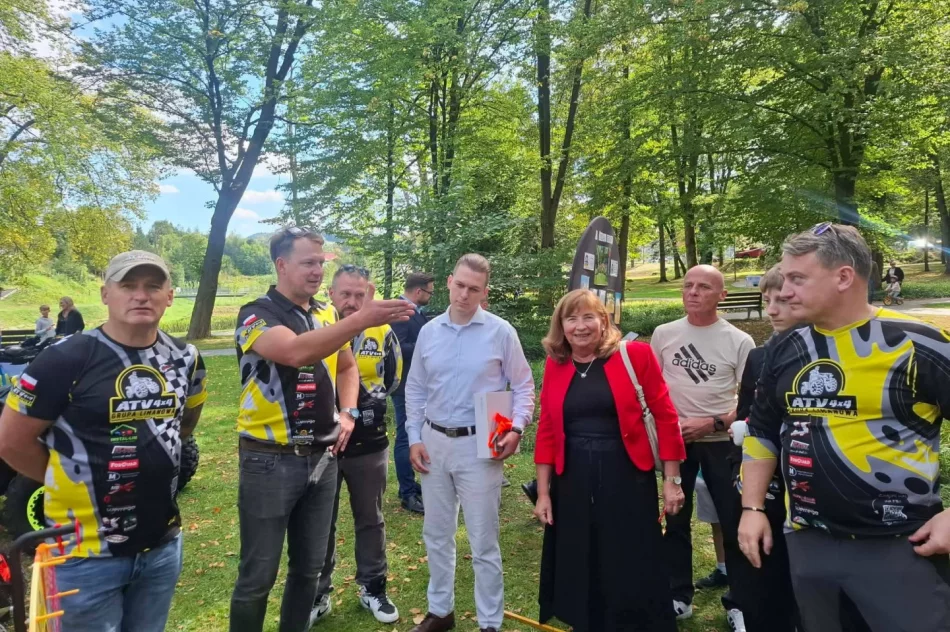 Limanowski Piknik Zdrowia „Łączy nas bezpieczeństwo” odbył się w Parku Miejskim - zdjęcie 20
