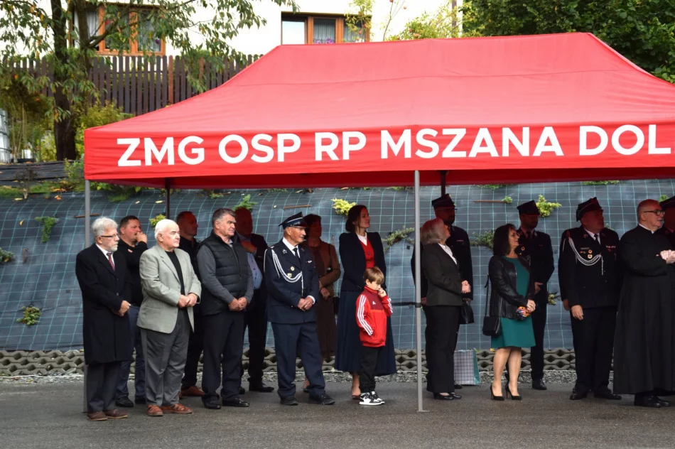 Nowy wóz ratowniczo-gaśniczy przekazany jednostce - zdjęcie 3