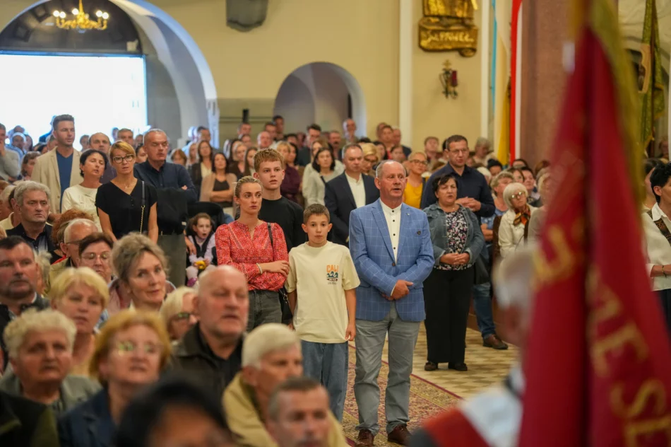 Bp Jeż na rozpoczęcie odpustu: "teren jest zaminowany" - zdjęcie 7