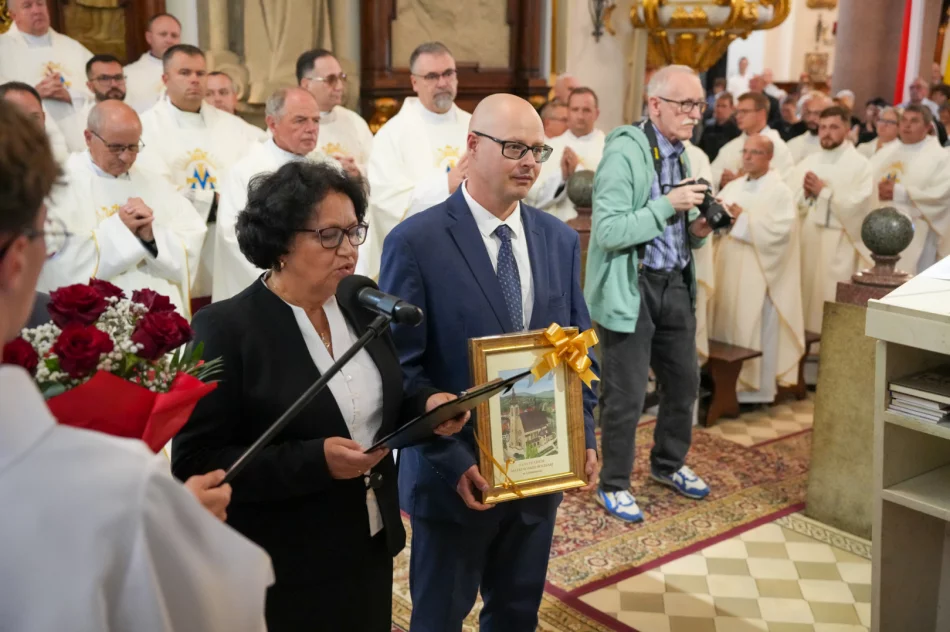 Bp Jeż na rozpoczęcie odpustu: "teren jest zaminowany" - zdjęcie 18