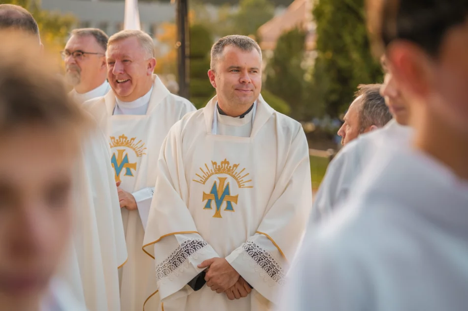 Bp Jeż na rozpoczęcie odpustu: "teren jest zaminowany" - zdjęcie 40