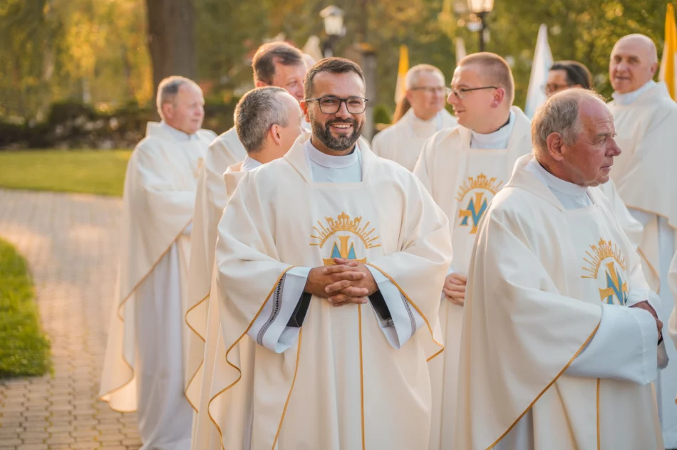 Bp Jeż na rozpoczęcie odpustu: "teren jest zaminowany" - zdjęcie 43