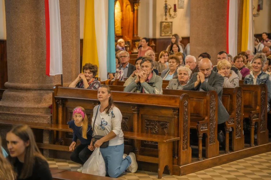 Bp Jeż na rozpoczęcie odpustu: "teren jest zaminowany" - zdjęcie 51