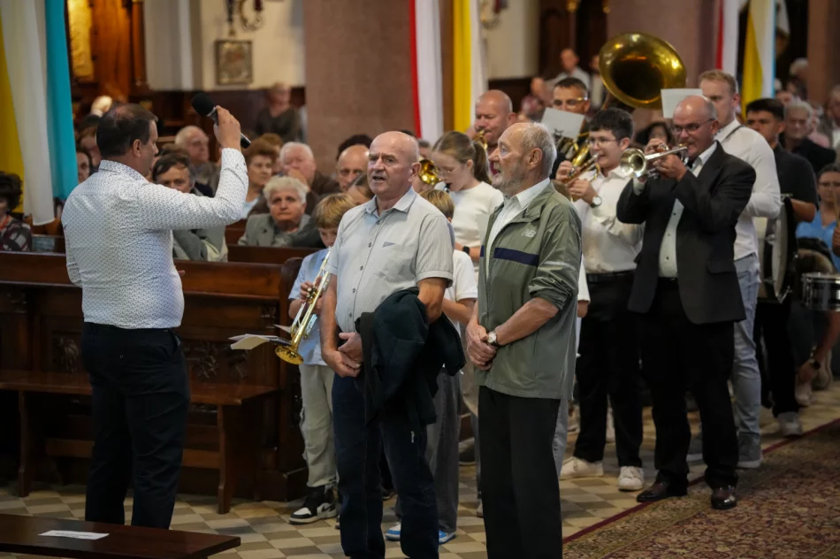 Bp Jeż na rozpoczęcie odpustu: "teren jest zaminowany" - zdjęcie 52