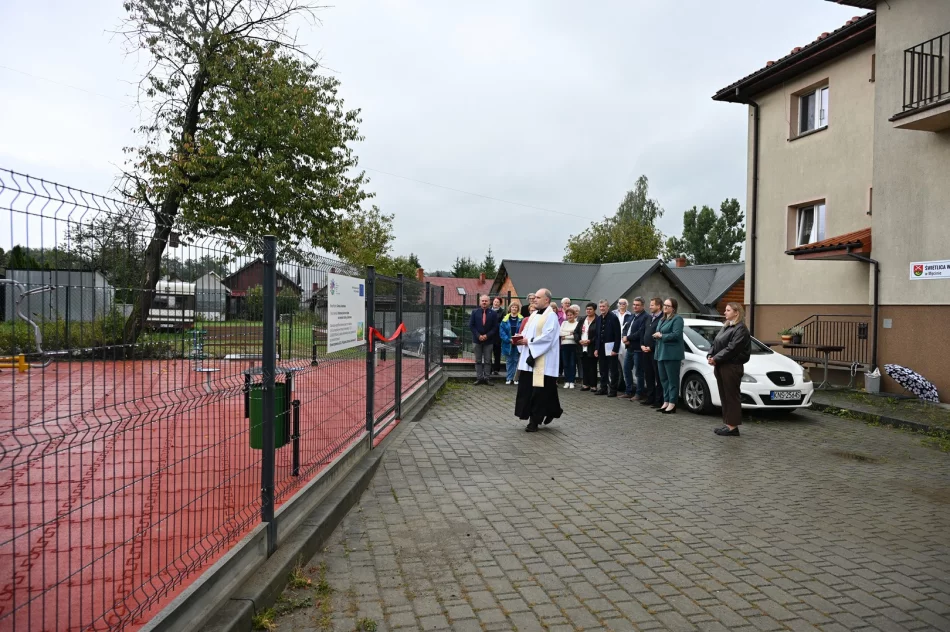 Nowe place zabaw powstały na terenie gminy Limanowa - zdjęcie 14