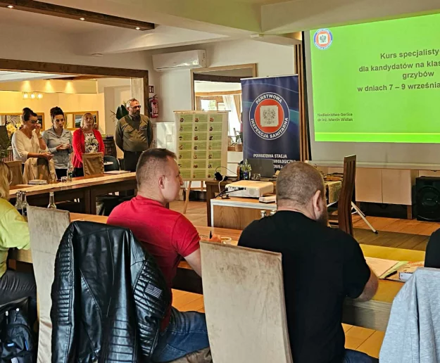 Odbył się kurs dla klasyfikatorów grzybów  - zdjęcie główne