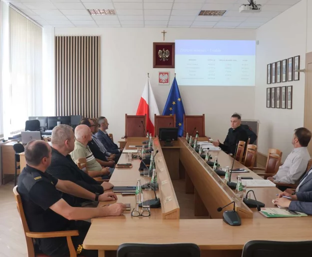 Punkty schronienia, bezpieczeństwo infrastruktury i szkolenia – posiedzenie Miejskiego Zespołu Zarządzania Kryzysowego - Zdjęcie główne