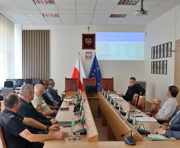 Schrony, ochrona obiektów i syreny w szkołach - zdjęcie główne