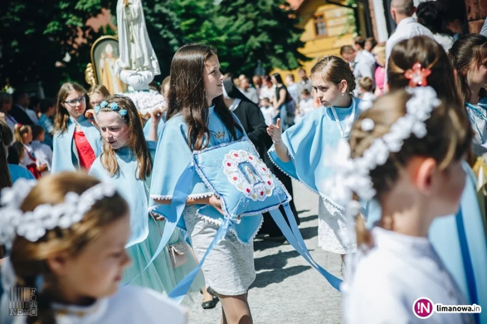 Uroczyste procesje - obchody Bożego Ciała w Tymbarku i Limanowej 2017 - zdjęcie 4